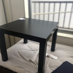 IKEAローテーブル