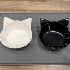 【無料】猫の形が可愛いフード皿  2個セット