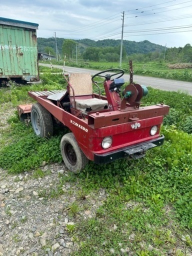 なかなか売れないので持っていかれました。レアコマツ農民車ユニカ1200
