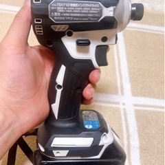 インパクトドライバーtd171d