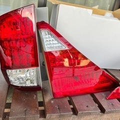 アルファード20系　テールランプ