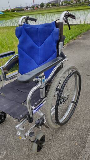 軽量車椅子　カワムラ製　中古