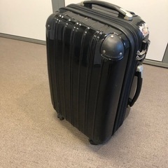 機内持ち込みサイズ　スーツケース