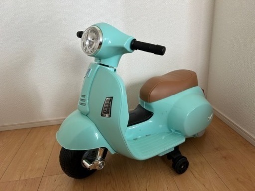 お譲り決定 2台 子供用 電動乗用玩具 Vespa GTS mini H1 ベスパ グリーン