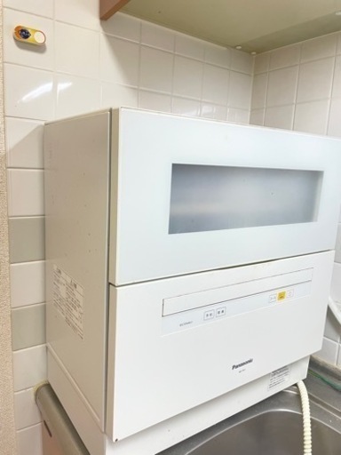 人気デザイナー Panasonic 食洗機　NP-TH1 2018年製※説明書付き 食器洗い機