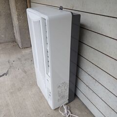 🍎小泉 ウインドウエアコン KAW-1692-W 