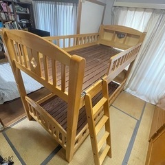二段ベッド　木製