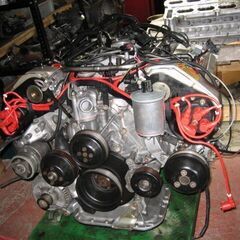 メルセデス―ベンツ124-E500リビルトエンジン販売