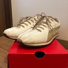 PUMA レディース24.0cmスニーカー