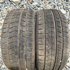 225/40R18 スタッドレスタイヤ