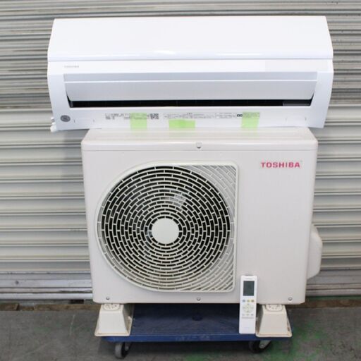 T118)【良品】 東芝 6畳用 2.2kw 単相100V 2021年製 ルームエアコン RAS-H221M TOSHIBA エアコン 暖房 冷房