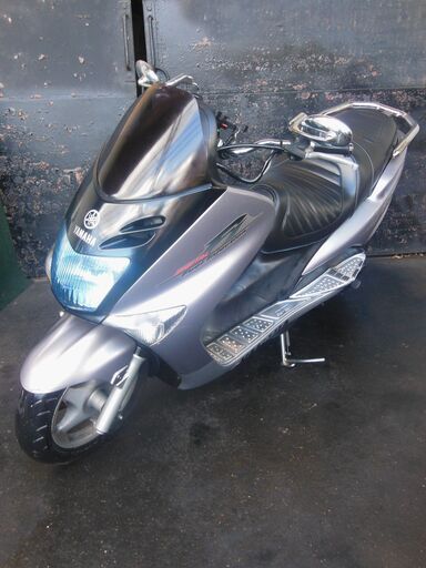 YAMAHA マジェスティ125FI ガンメタ カスタム ヨシムラマフラーハンドルスクリーン他多数　カスタム セル始動 軽整備済 マジェスティー YAMAHA マジェスティ125FI ガンメタ カスタム ヨシムラマフラー