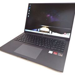 美品 LG (16U70Q-KR56J) 2022モデル 16イ...