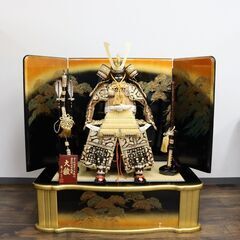 ≪ZW1332ジ≫ 雅泉 作 五月人形/兜飾り 一式 兜/12号 矢吹糸威 金箔押木彫龍頭/金小札松葉打長鍬形 端午の節句/こどもの日 甲冑 季節飾り