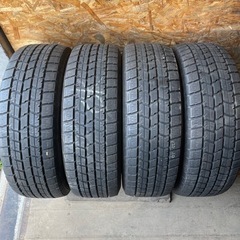 バリ山 GOODYEAR ICENAVI7 195/65R15 スタッドレス タイヤ 2019年製 15 