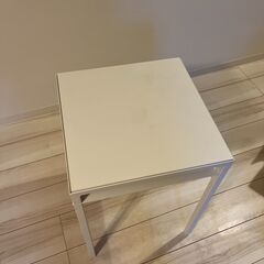 美品【IKEA】NYBODA/ニーボーダ サイドテーブル リバー...