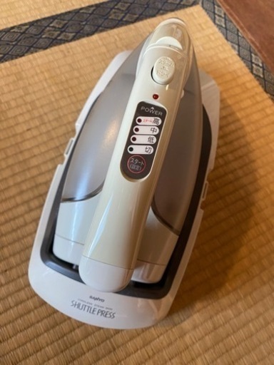 サンヨースチームアイロン