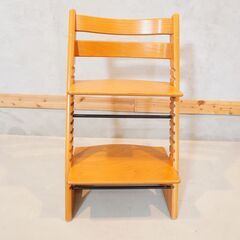 STOKKE(ストッケ)のロングセラーキッズチェアー\