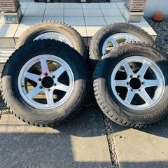 265/65R17 プラドで使用。使用年数少ない美品です。