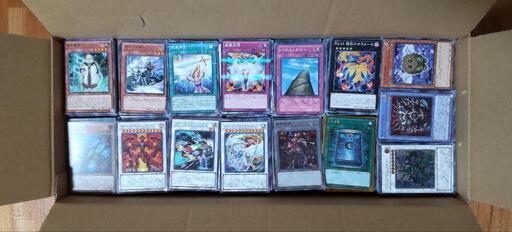 遊戯王カード　約3000枚まとめて