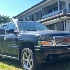 GMC  ユーコン　ナデリ