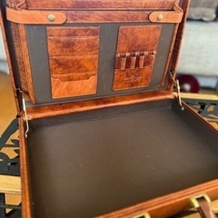 ラガード　アタッシュケース　ビジネスバッグ　革　ブラウン