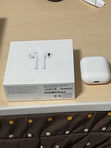 値下げしました。AirPods2 ワイヤレス充電モデル