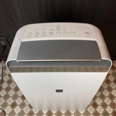 SHARPシャープ コンプレッサー式除湿機 木造20畳〜鉄筋40畳 CV-H180-W