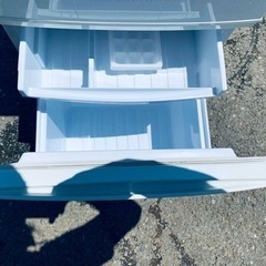 ✨2017年製✨ 2994番 シャープ✨冷凍冷蔵庫✨SJ-D14C-W‼️