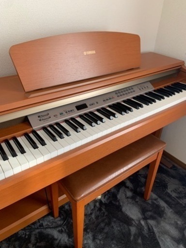 【再出品】YAMAHA ピアノ　椅子付き