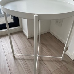 IKEAサイドテーブル　グラドム