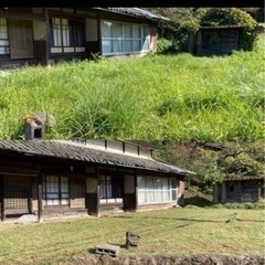 宅地や農地の草刈りします。