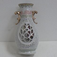 7018 【レア品・花瓶】 白磁透かし　網目　陶器　中国　花瓶　...