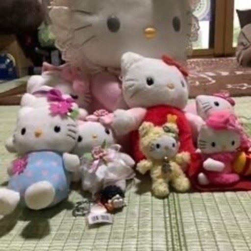 ハローキティぬいぐるみとキーホルダー