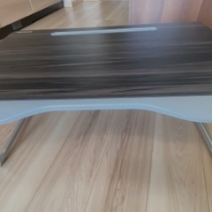 ((ローテーブル)) タブレット/携帯立て付き折りたたみテーブル
