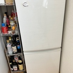 冷蔵庫　137リットル　シャープ