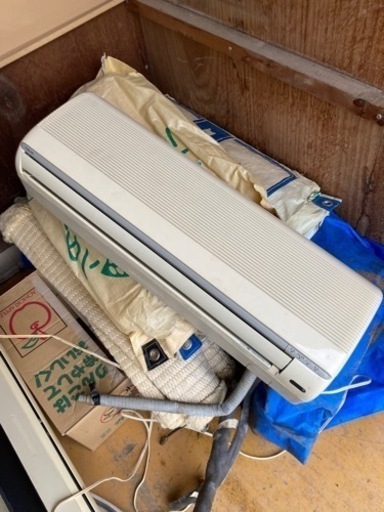 東芝TOSHIBAルームエアコン　6〜8畳