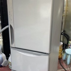 HITACHI R-K320FV(S) 2015年製 315L 3ドア冷蔵庫 中古 2人〜家族