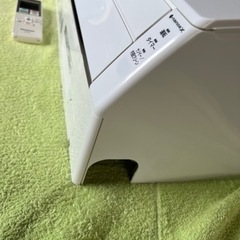 【取引中】パナソニック　ルームエアコン　約8畳用　室内機クリーニング済み