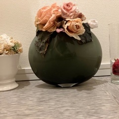 プリザーブドフラワー用の鉢　花瓶