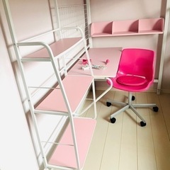 購入予定者連絡待ちです！ニトリ ロフトベット&デスク ピンク×ホワイト
