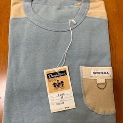 Tシャツ　2枚　色違い