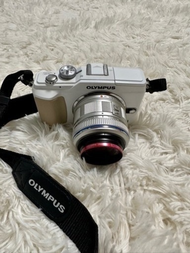 OLYMPUSカメラ本体のみ