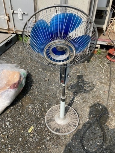 令5 No.82 昭和レトロ扇風機（決まりました）