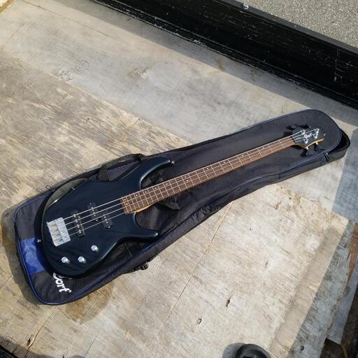 Cort ギター