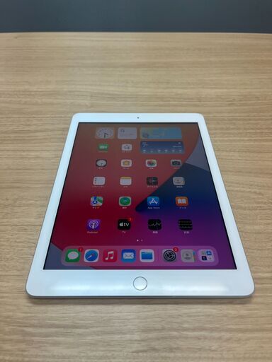 【早いもの勝ちです】iPad 第６世代 Wifi 32GB シルバー㉒　複数台相談可能  IMEI:DMPWT2Q1JF8K