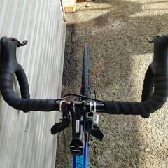 新品】 アルミフレーム ディスクブレーキ ロードバイク 21速 700x28c