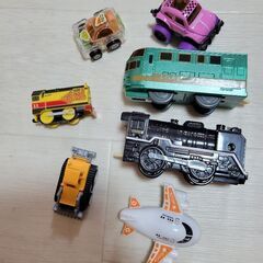 子供のおもちゃセット　汽車、電車、ミニカー、トーマス、飛行機