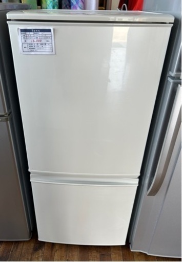 【美品】冷蔵庫　シャープ　2016年　SJ-D14B-W  137L