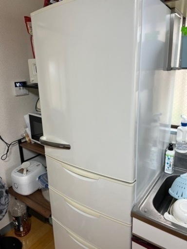 冷蔵庫　2014年式　問題なく使えてます